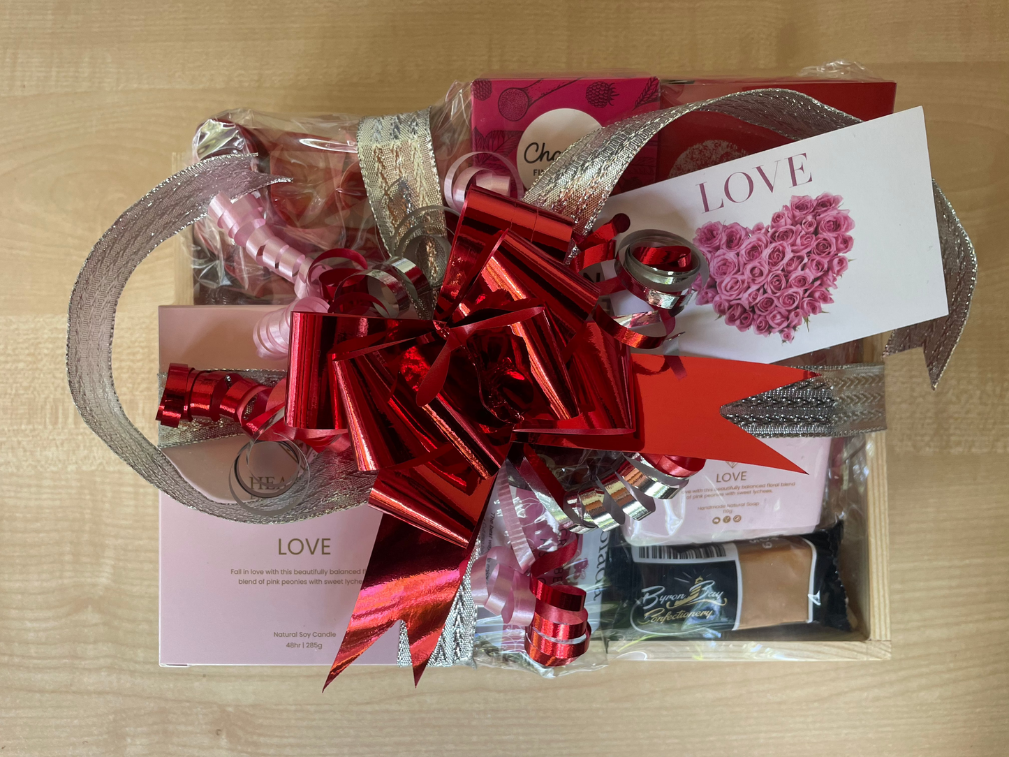 Valentine's Love Candle - Hamper